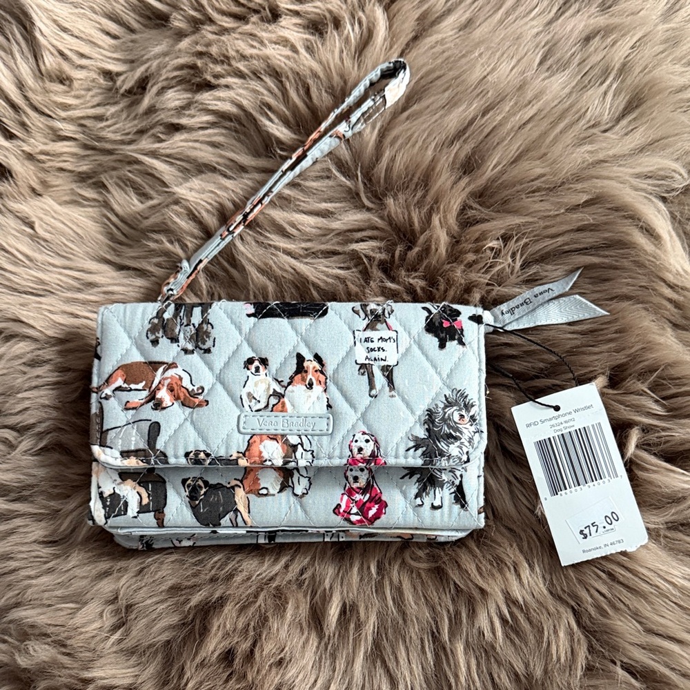 NWT Vera Bradley Dog Show RFID Smartphone Quilted Wristlet